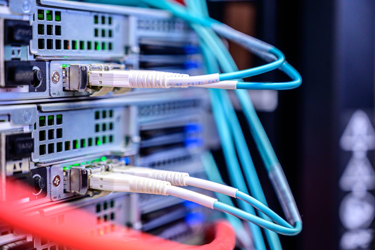 Ist LAN-Kabel oder WLAN besser für Gaming und Streaming